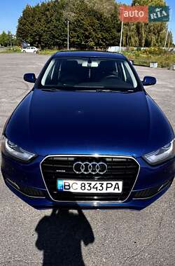 Седан Audi A4 2015 в 