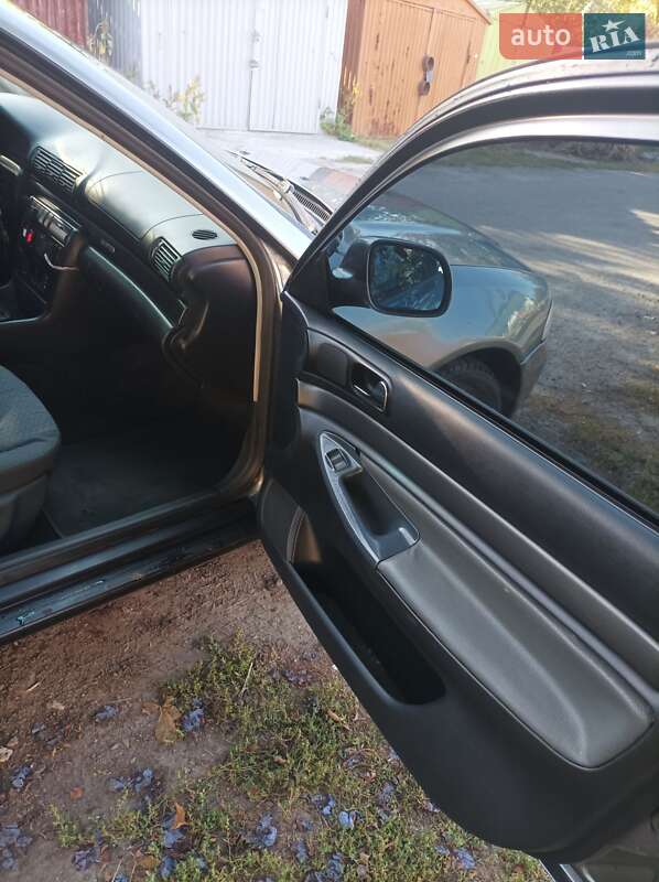 Седан Audi A4 1996 в Харькове