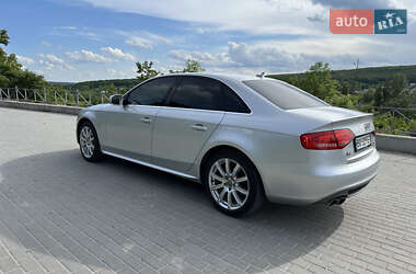 Седан Audi A4 2012 в 