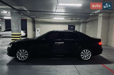 Седан Audi A4 2012 в 