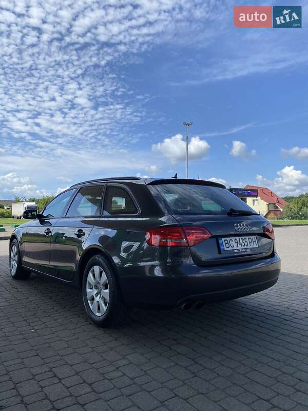 Универсал Audi A4 2010 в 