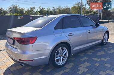 Седан Audi A4 2017 в 