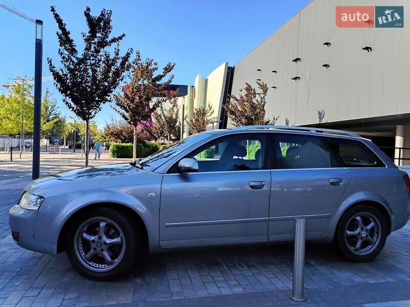 Универсал Audi A4 2004 в Киеве