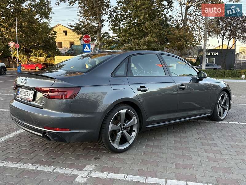 Седан Audi A4 2018 в Одессе