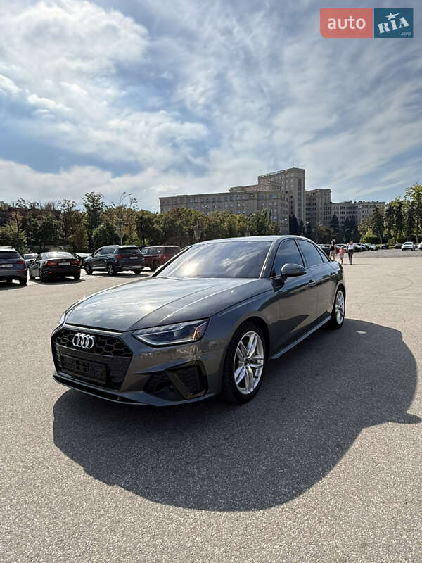 Седан Audi A4 2023 в Харькове