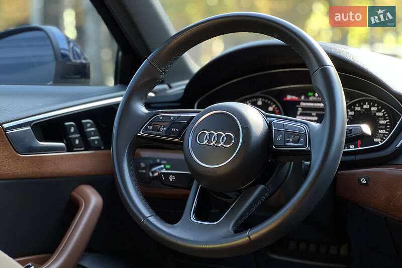 Седан Audi A4 2021 в Львове