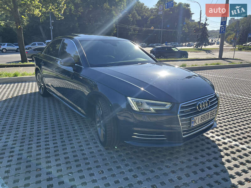 Седан Audi A4 2016 в Киеве