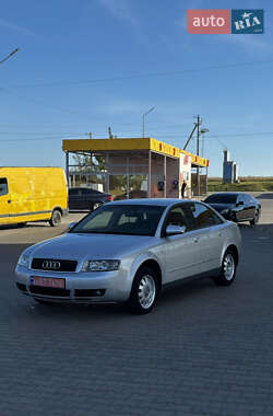 Седан Audi A4 2003 в Заре