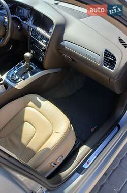 Седан Audi A4 2014 в Львове