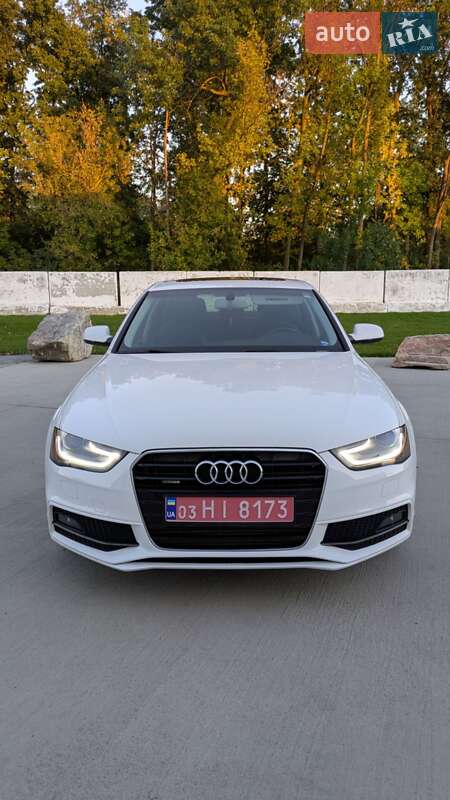 Седан Audi A4 2015 в Луцке