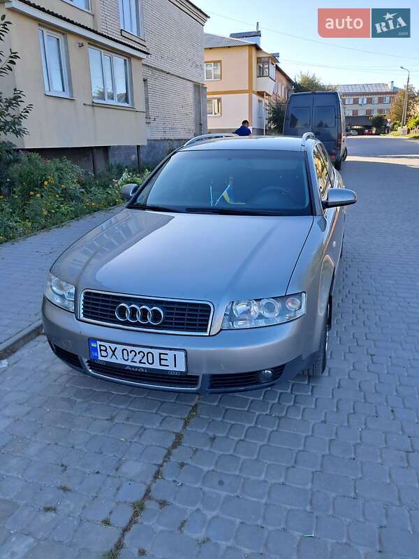 Універсал Audi A4 2001 в 