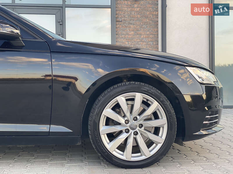 Седан Audi A4 2016 в Тернополе