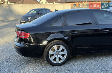 Седан Audi A4 2009 в 