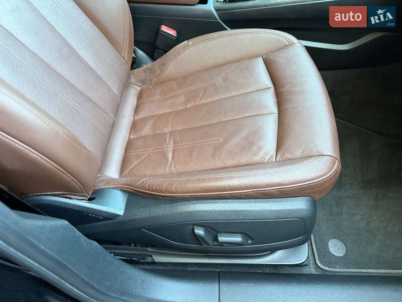 Седан Audi A4 2017 в Стрию