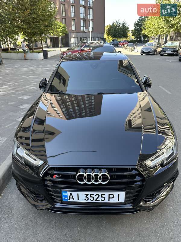 Седан Audi A4 2018 в Киеве фото 21 Седан Audi A4 2018 в Киеве