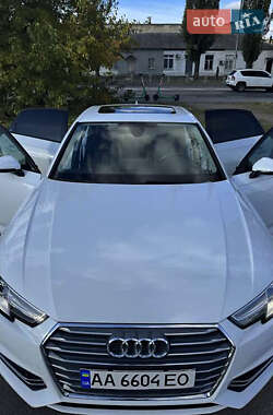 Седан Audi A4 2018 в 