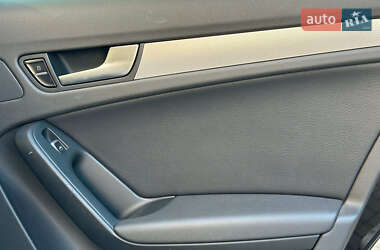 Седан Audi A4 2012 в 