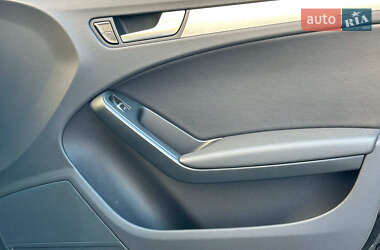 Седан Audi A4 2012 в 