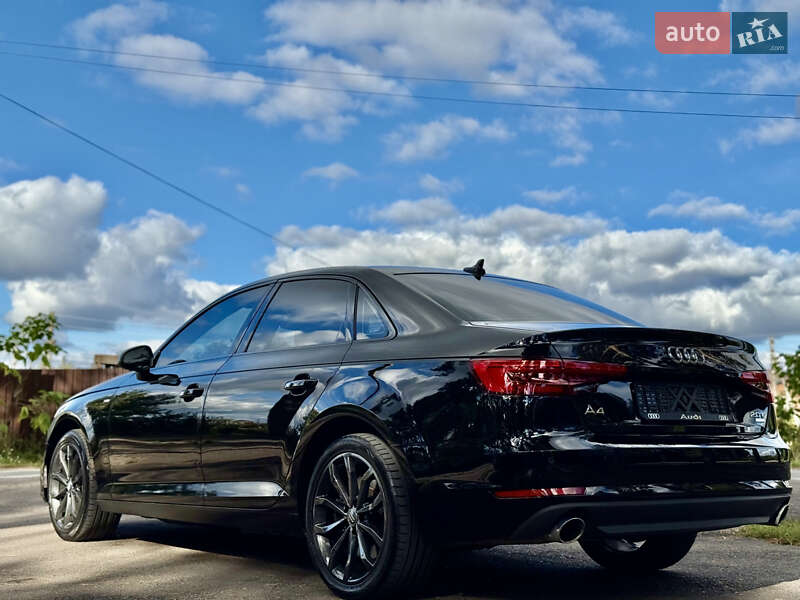 Седан Audi A4 2017 в Виннице
