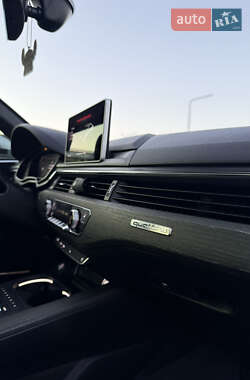 Седан Audi A4 2017 в 