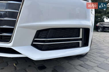 Седан Audi A4 2018 в 