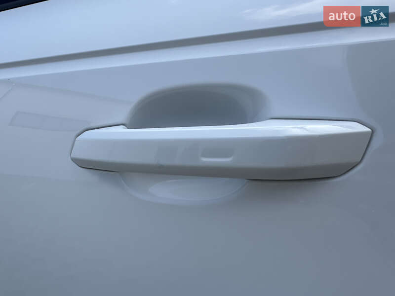 Седан Audi A4 2018 в Ивано-Франковске