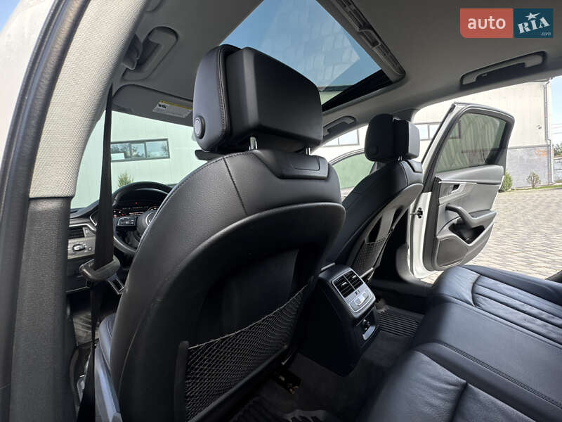 Седан Audi A4 2018 в Ивано-Франковске