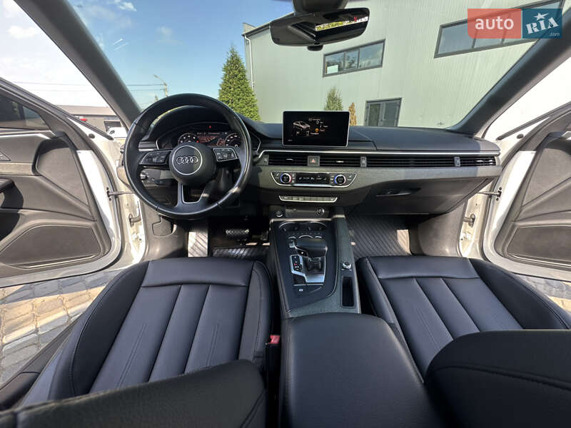 Седан Audi A4 2018 в Ивано-Франковске