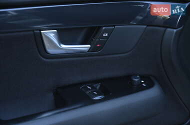 Седан Audi A4 2002 в 