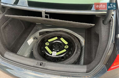 Седан Audi A4 2011 в 