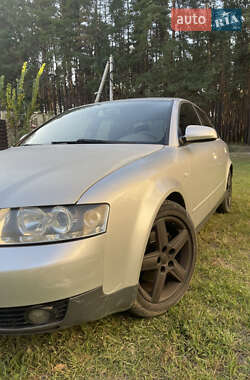 Седан Audi A4 2001 в 