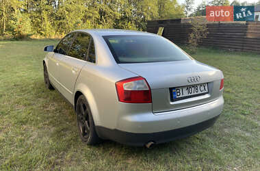Седан Audi A4 2001 в 