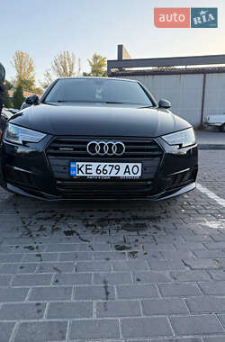 Седан Audi A4 2016 в Днепре