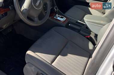 Седан Audi A4 2001 в 