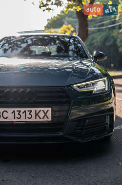 Седан Audi A4 2018 в Львові