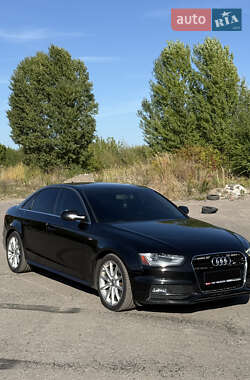 Седан Audi A4 2014 в Рівному