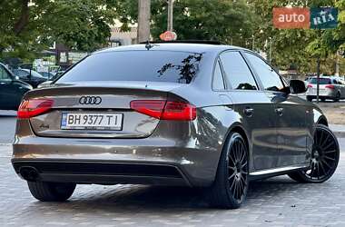 Седан Audi A4 2014 в Одесі