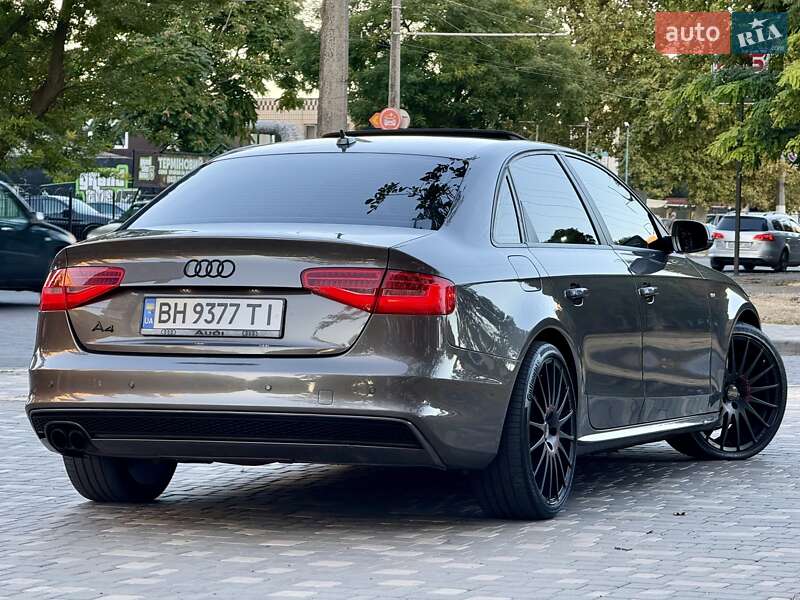 Седан Audi A4 2014 в Одессе