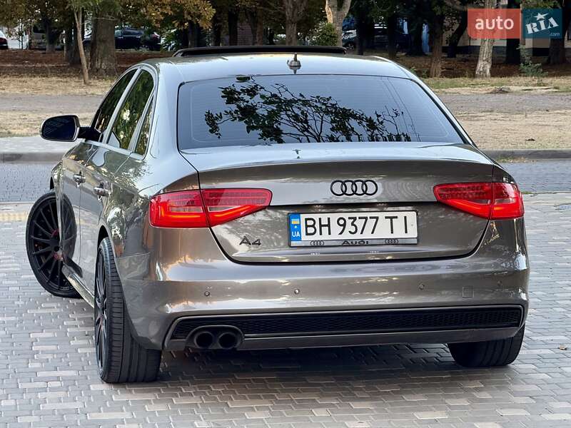 Седан Audi A4 2014 в Одессе