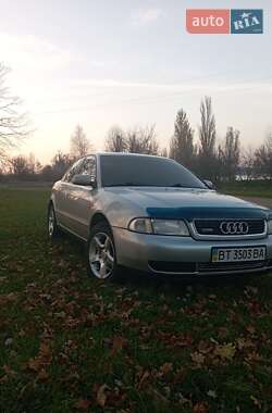 Седан Audi A4 1998 в 