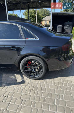 Седан Audi A4 2013 в Кропивницькому