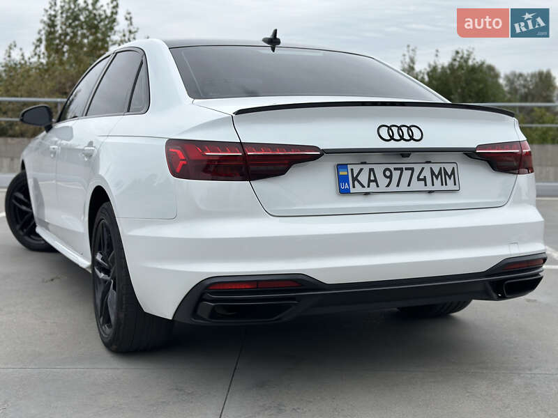 Седан Audi A4 2019 в Киеве
