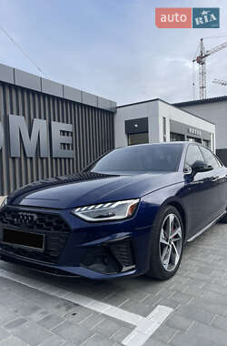 Седан Audi A4 2022 в Вінниці