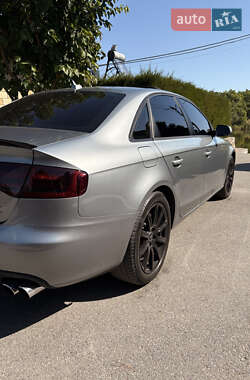 Седан Audi A4 2011 в 