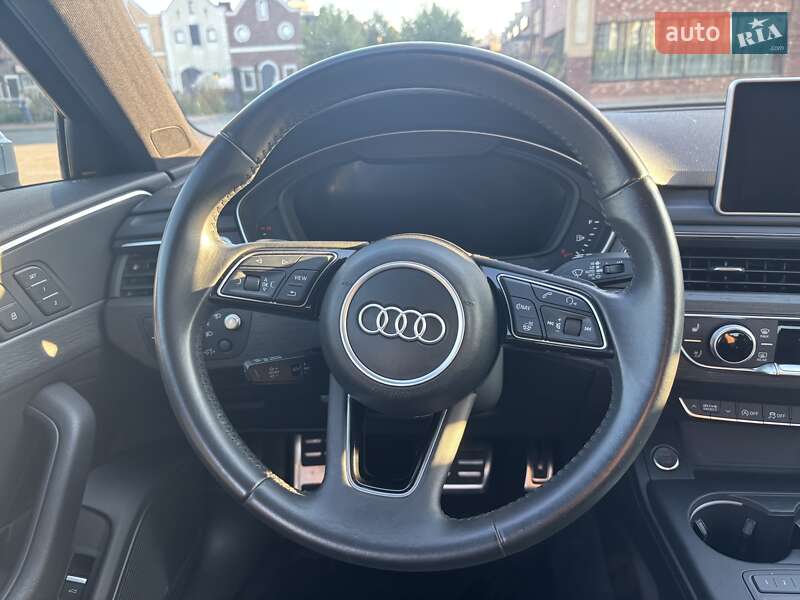 Седан Audi A4 2017 в Киеве