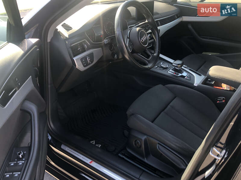 Универсал Audi A4 2018 в Чернигове