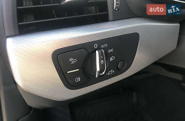 Универсал Audi A4 2018 в 