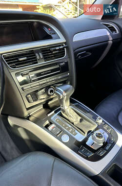 Седан Audi A4 2015 в 