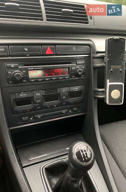 Седан Audi A4 2006 в 