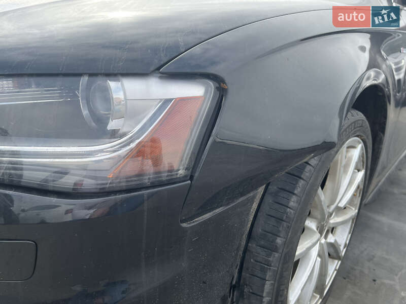 Седан Audi A4 2014 в Львове